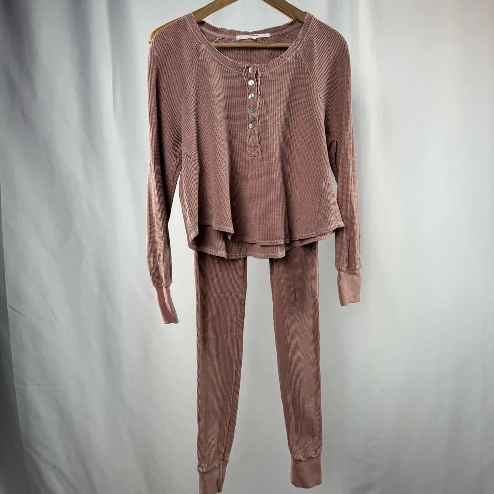 Tularosa Green The Vista Henley‎ Top & Legging in Rose Pink Size Extra Small
